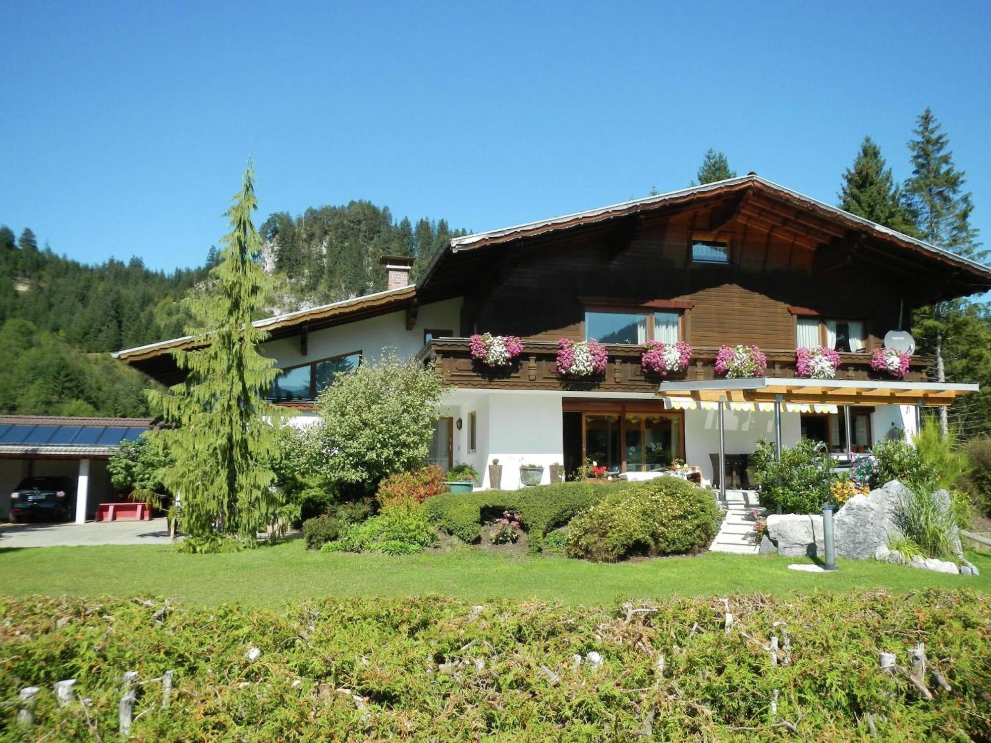 Apartment In W Ngle Tyrol With Walking Trails Near روتته المظهر الخارجي الصورة