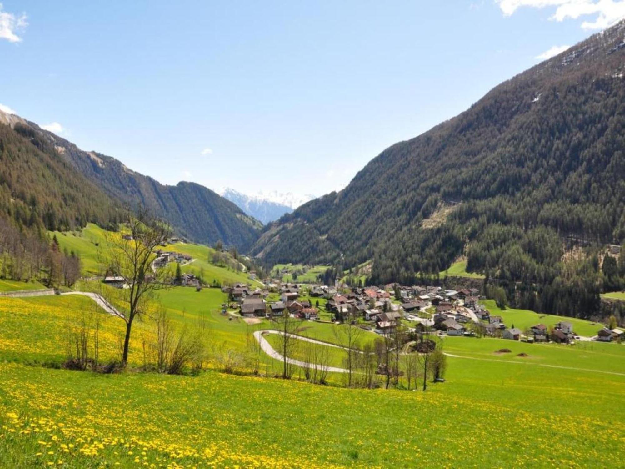 Apartment In W Ngle Tyrol With Walking Trails Near روتته المظهر الخارجي الصورة